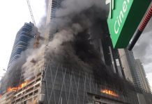 Fire near Dubai Mall causing traffic congestion