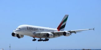 Emirates stalling on A380 order over superjumbo’s future Emirates stalling on A380 order over superjumbo's future