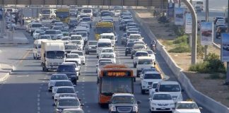 UAE Traffic: Heavy congestion on roads in and out of Dubai