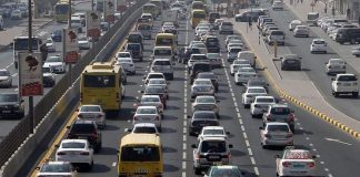 Tow-trucks in UAE must comply with safety rules or face fines