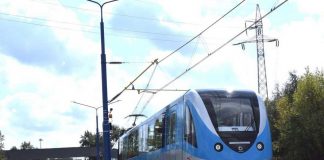 Dubai Metro takes delivery of first of 50 new trains Dubai Metro takes delivery of first of 50 new trains