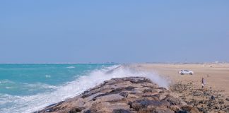 Weather: Rough sea, waves up to 7ft high to hit UAE offshore Weather: Rough sea, waves up to 7ft high to hit UAE offshore