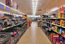 UAE permits 24-hour opening for supermarkets and pharmacies, but limits capacity