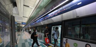 Coronavirus: lifts at Dubai Metro restricted to two people